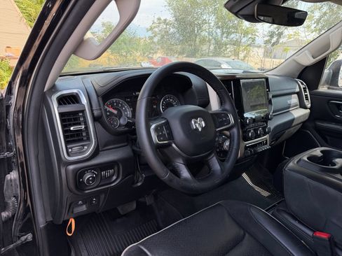 Used 2022 RAM 1500 Laramie AWD/4WD image 18