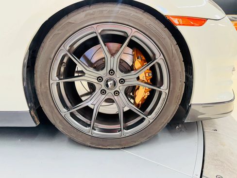 Used 2013 Nissan GT-R Premium AWD/4WD image 37