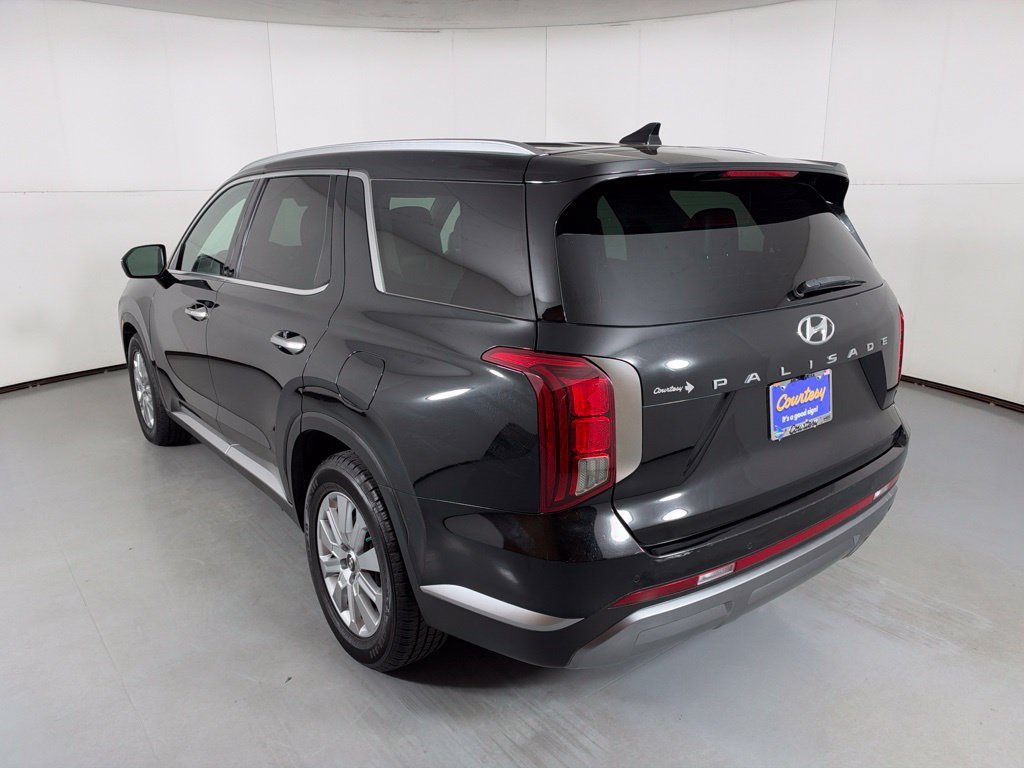 Used 2024 Hyundai Palisade SEL FWD image 6