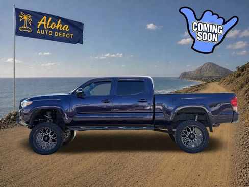 Used 2016 Toyota Tacoma 2WD Double Cab image 2