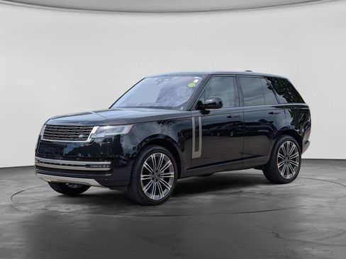 Used 2023 Land Rover Range Rover SE AWD/4WD image 4