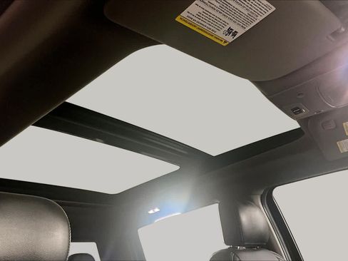 Used 2019 Ford F150 Lariat w/ Equipment Group 501A Mid RWD image 13