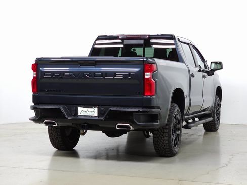 Used 2021 Chevrolet Silverado 1500 LT Trail Boss w/ Convenience Package II image 12