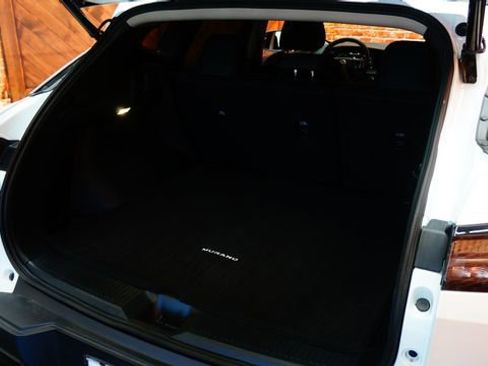 Certified 2025 Nissan Murano SV AWD/4WD image 41