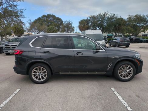 Used 2022 BMW X5 xDrive45e w/ Premium Package AWD/4WD image 5