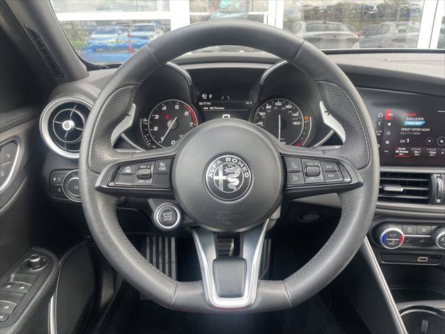 Certified 2022 Alfa Romeo Giulia Veloce AWD/4WD image 20