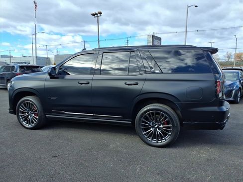 Certified 2023 Cadillac Escalade V image 8