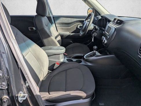 Used 2018 Kia Soul image 20