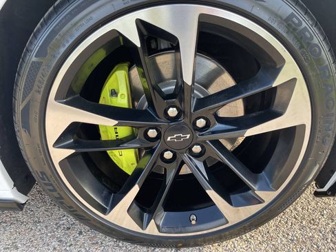 Used 2023 Chevrolet Camaro SS RWD image 92