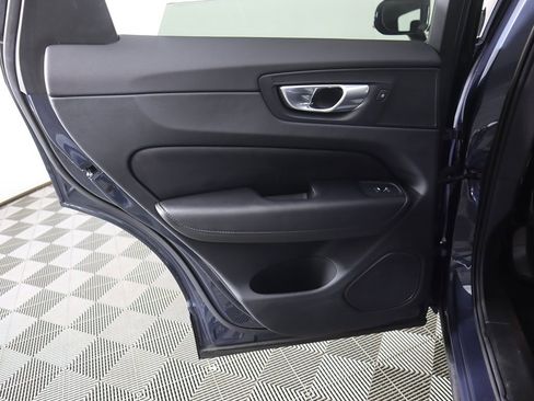 Used 2023 Volvo XC60 B5 Plus w/ Climate Package image 27