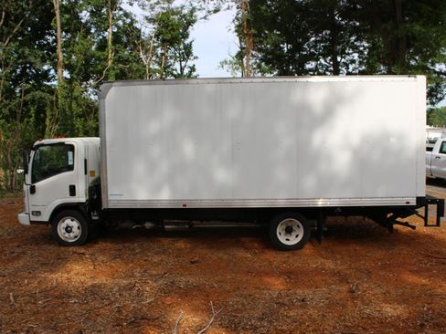 New 2024 Chevrolet Low Cab Forward RWD image 4