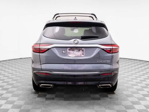 Used 2019 Buick Enclave Essence w/ LPO, Sport Appearance Package image 4