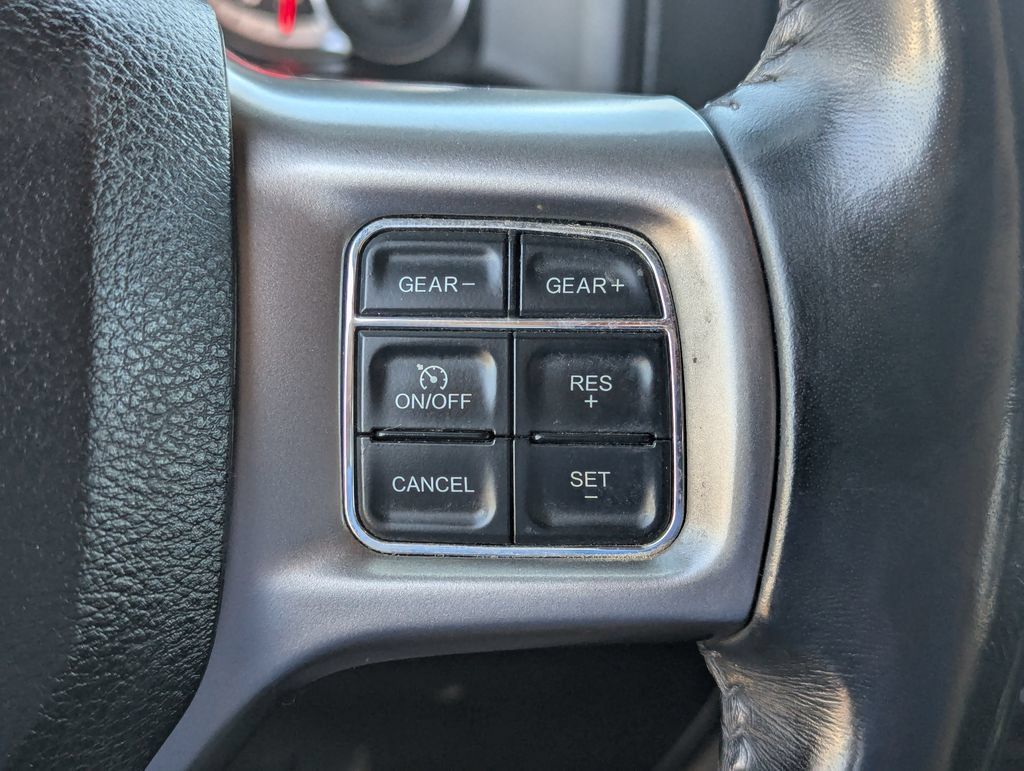 Used 2022 RAM 1500 Warlock AWD/4WD image 19