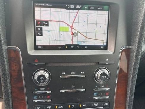 Used 2015 Lincoln Navigator 4WD image 11