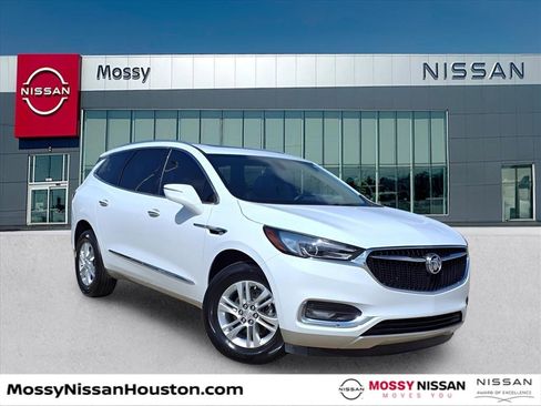 Used 2021 Buick Enclave Essence w/ Sound and Sites Package image 1