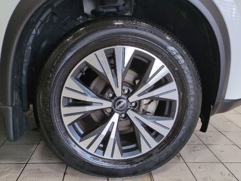 Used 2023 Nissan Rogue SV w/ SV Premium B Package AWD/4WD image 28