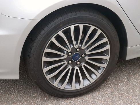 Used 2019 Ford Fusion Titanium AWD/4WD image 8
