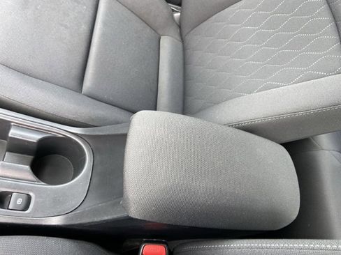 Used 2024 Toyota Corolla LE image 39