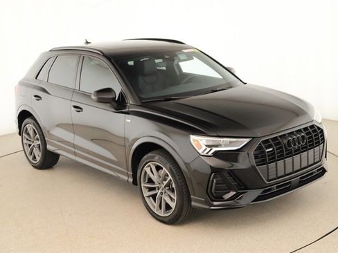 Certified 2024 Audi Q3 2.0T Premium Plus image 36
