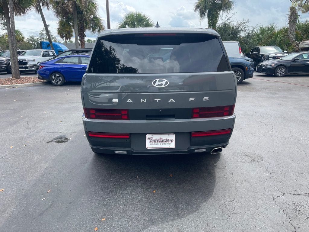 Used 2026 Hyundai Santa Fe SE FWD image 4