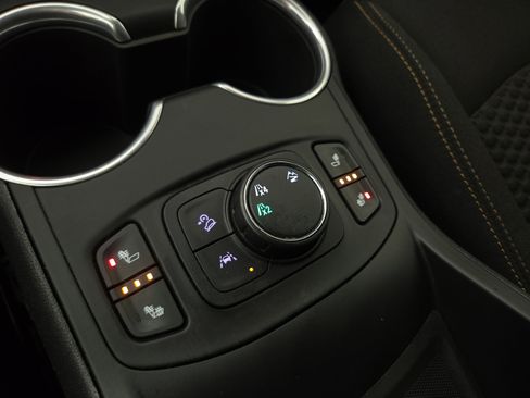Used 2021 GMC Terrain SLE w/ Driver Convenience Package AWD/4WD image 27