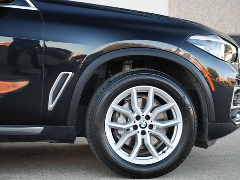 Used 2019 BMW X5 xDrive40i w/ Convenience Package AWD/4WD image 8
