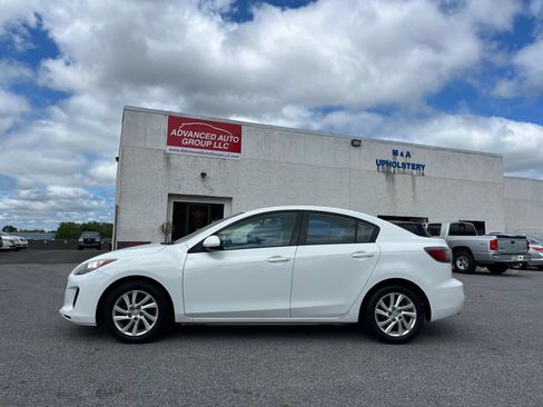 Used 2012 MAZDA MAZDA3 i Touring FWD image 2