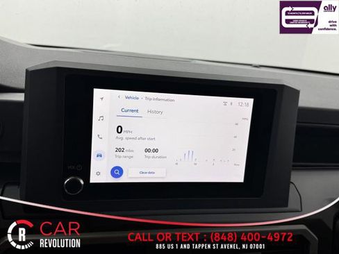 Used 2024 Toyota Tacoma SR image 27