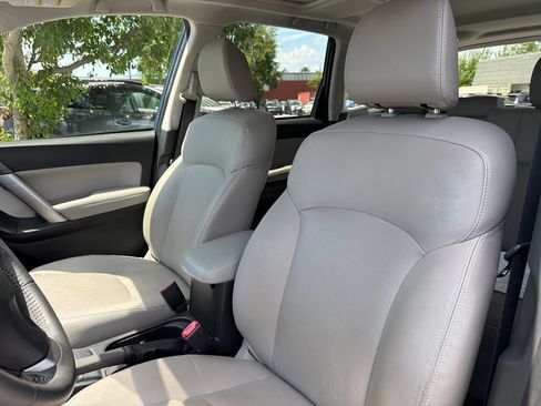 Used 2016 Subaru Forester 2.5i Touring w/ Eyesight & Navigation System AWD/4WD image 19