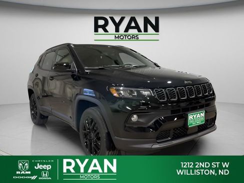 New 2026 Jeep Compass Latitude AWD/4WD image 1
