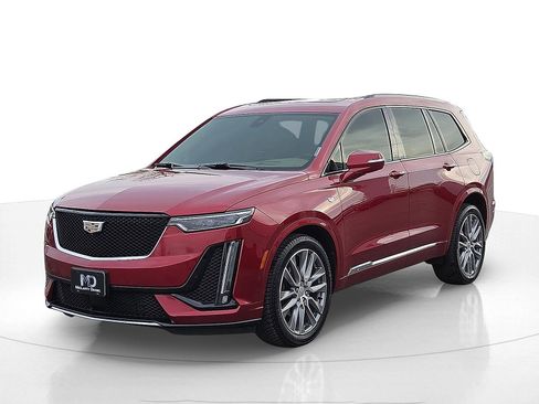 Used 2020 Cadillac XT6 Sport w/ Platinum Package image 2