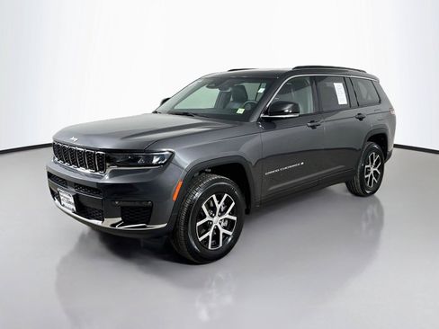 Used 2024 Jeep Grand Cherokee L Limited w/ Trailer Tow Package AWD/4WD image 9