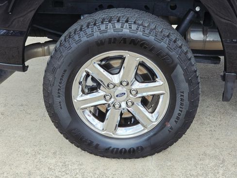 Used 2025 Ford F150 XLT w/ Equipment Group 301A Standard AWD/4WD image 10