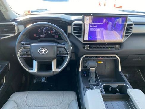 Used 2023 Toyota Tundra Limited w/ Power Package AWD/4WD image 10