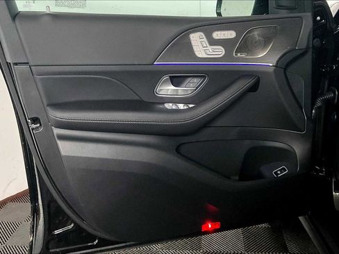 New 2025 Mercedes-Benz GLS 450 4MATIC image 12