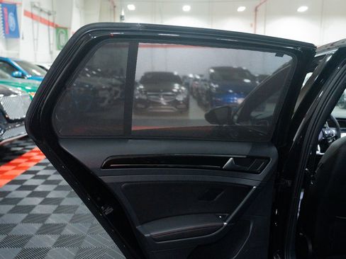 Used 2017 Volkswagen GTI Autobahn FWD image 23