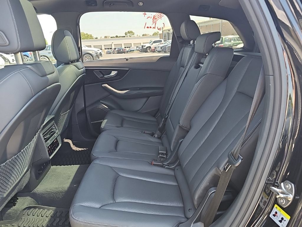 Certified 2026 Audi Q7 3.0T Premium Plus AWD/4WD image 12