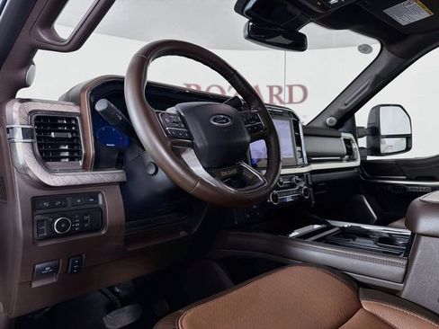 Certified 2024 Ford F250 King Ranch AWD/4WD image 11