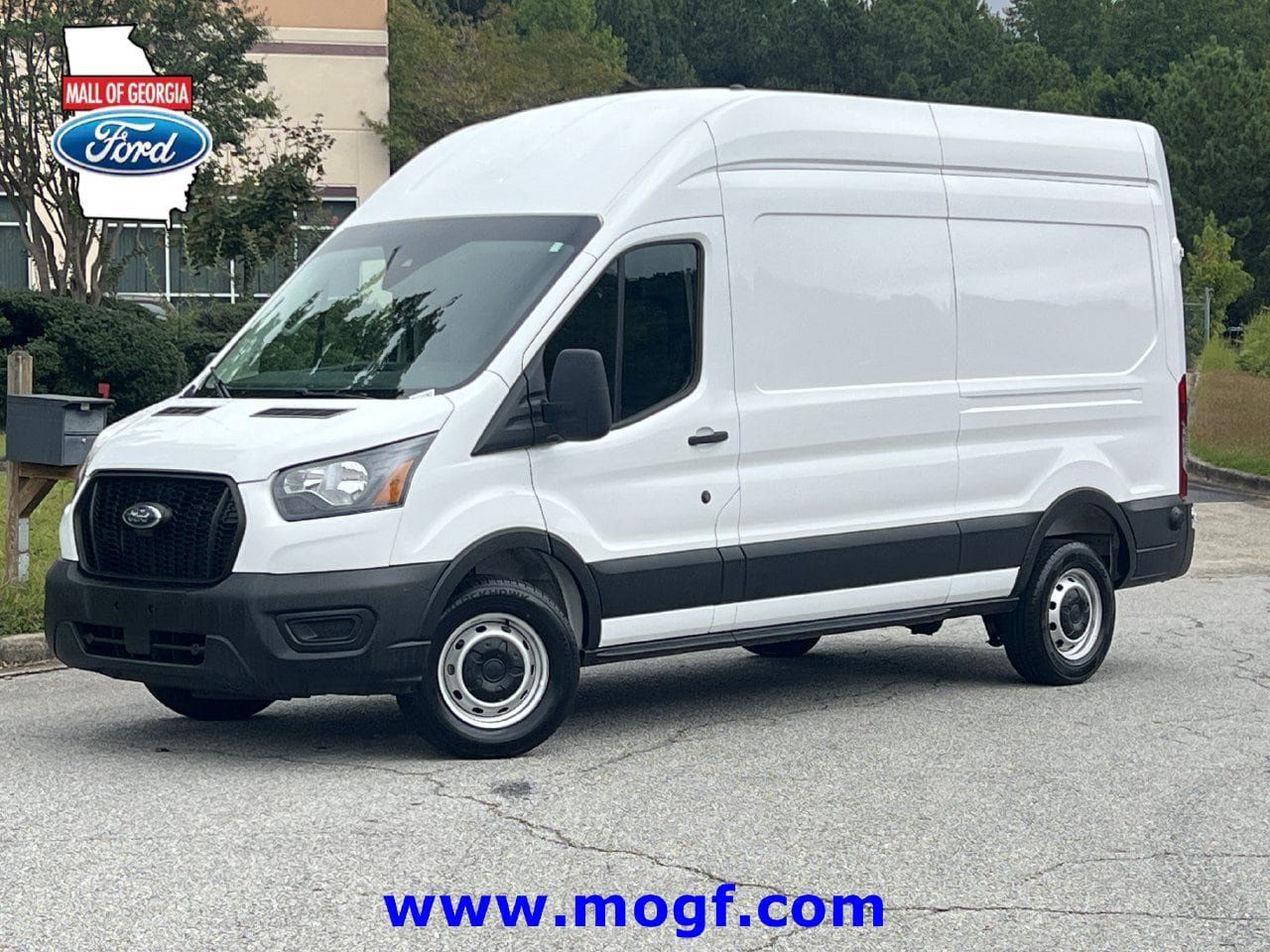 Used 2025 Ford Transit 250 148 High Roof RWD image 1