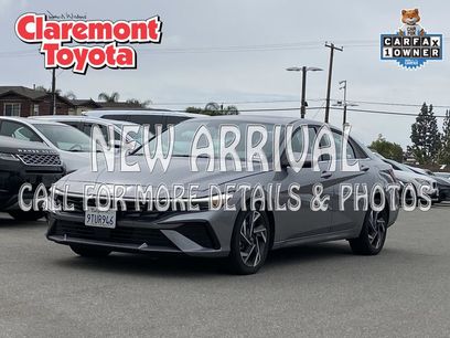 Used 2025 Hyundai Elantra SEL