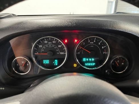 Used 2016 Jeep Wrangler Sport w/ Quick Order Package 24S AWD/4WD image 18