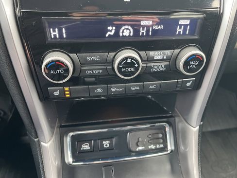 Used 2019 Subaru Ascent Premium image 19
