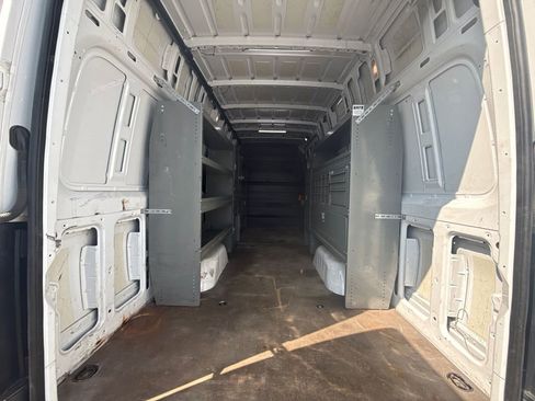 Used 2019 Mercedes-Benz Sprinter 170 image 25