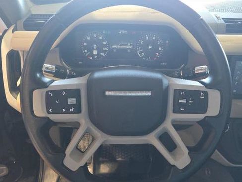 Used 2022 Land Rover Defender 110 S image 16