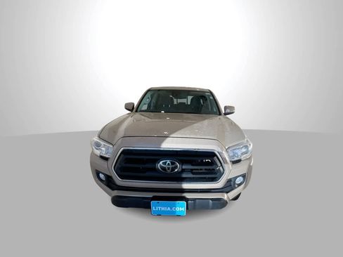Used 2020 Toyota Tacoma SR5 image 3