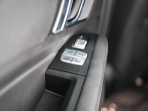 Used 2020 BMW X7 M50i image 54