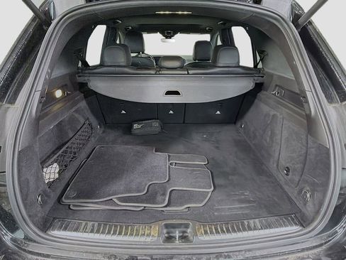 Used 2020 Mercedes-Benz GLE 350 w/ Premium Package image 29