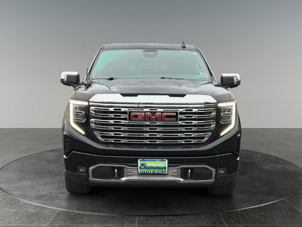 Used 2023 GMC Sierra 1500 Denali w/ Denali Reserve Package AWD/4WD image 2
