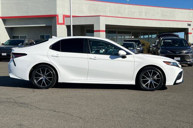 Certified 2024 Toyota Camry SE FWD image 6