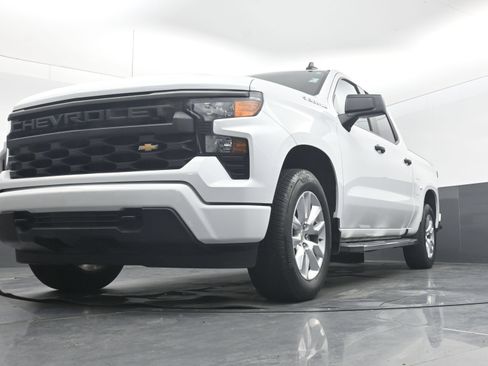 Used 2024 Chevrolet Silverado 1500 Custom AWD/4WD image 21